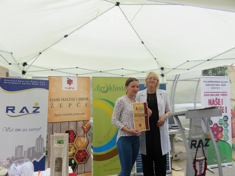 IMG_1369 Sajam „Dani maline i meda“ Žepče 2019.